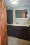 Bass Lake Lodge - Full Bathroom