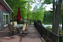 Bass Lake Lodge - Large Deck overlooking Bass Lake